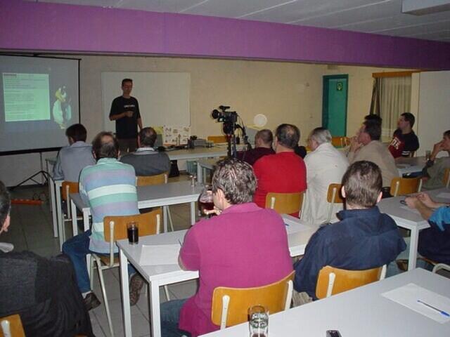 Ama-HRT Ringmeeting Linux 29-09-2006 ON6DSL (32)